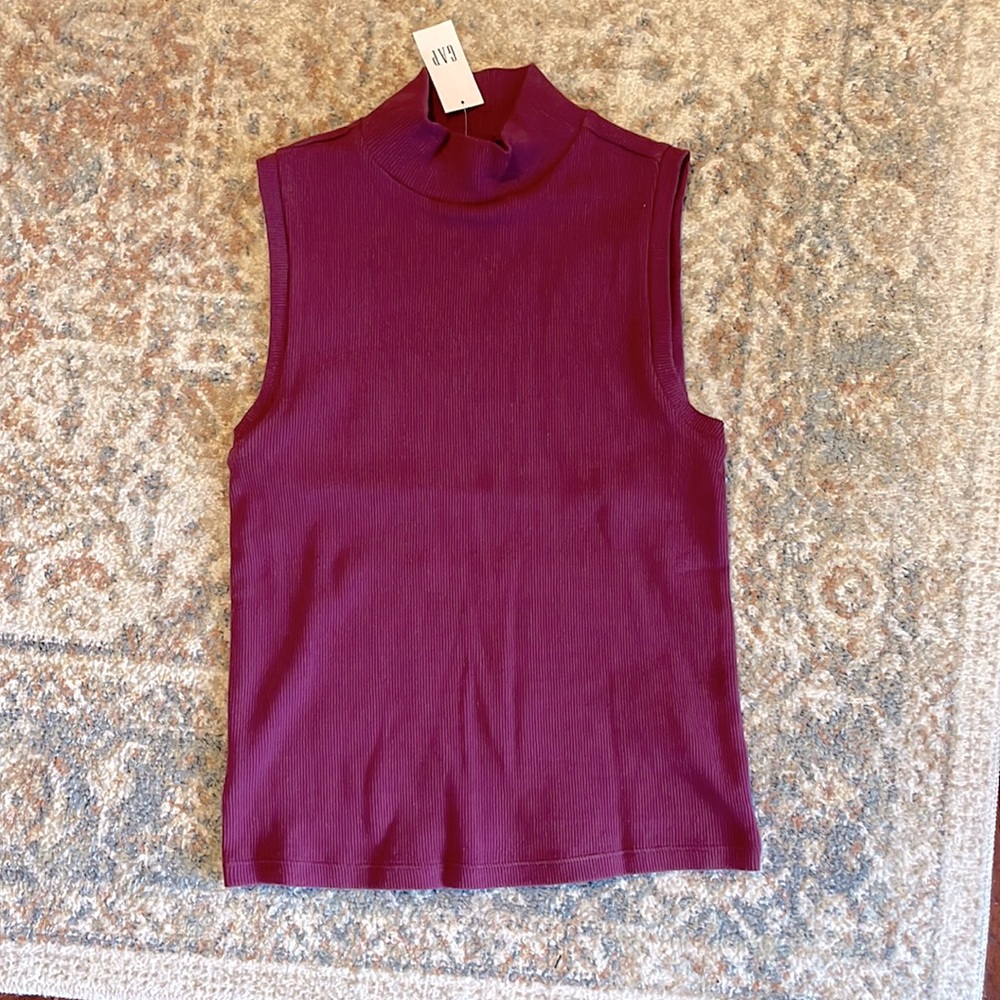 Gap Mock Neck Tank - XS